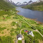 The Little Red Lofoten
